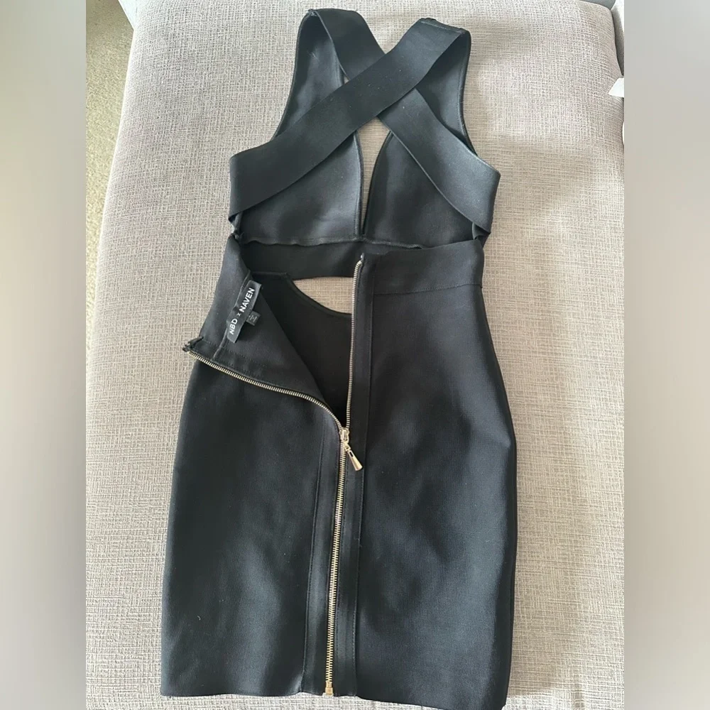 NAVEN - Revolve black bodycon dress size small​​​​ - Picture 7 of 7